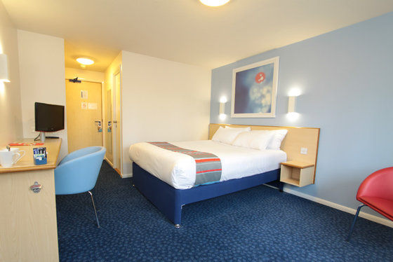 Travelodge Birmingham Dudley חדר תמונה